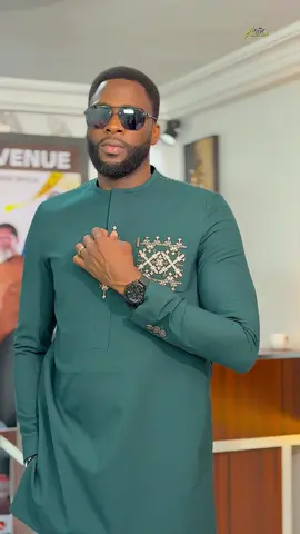 Collection Costume Africain 🇸🇳🎉.      ☎️Tel : 787186060 773055511 #tenueafricaine #madeinsenegal🇸🇳 #chemiseafricainehomme #tenuetraditionnelle #fyrシ #pourtoi @Authentik_shoot 