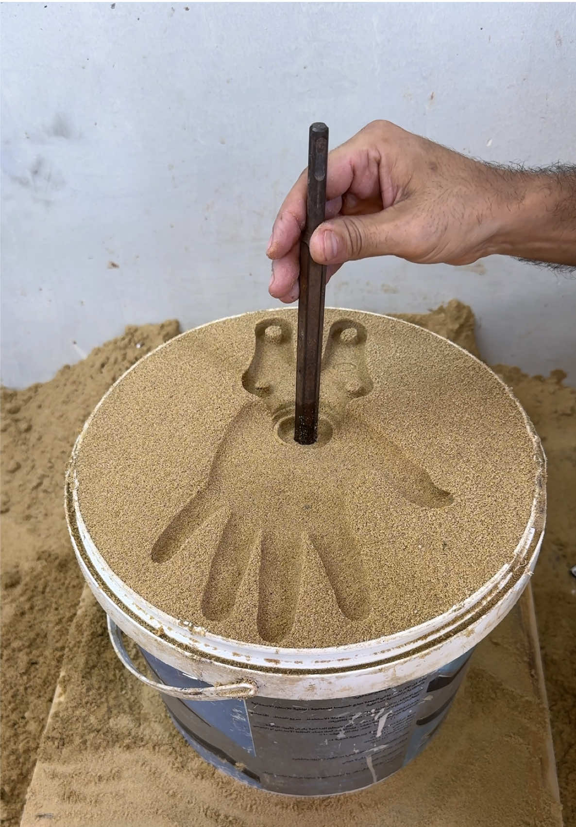 ‎‏‎‏‎‏The art of shaping metals on sand is satisfying and relaxing   #satisfying  #art