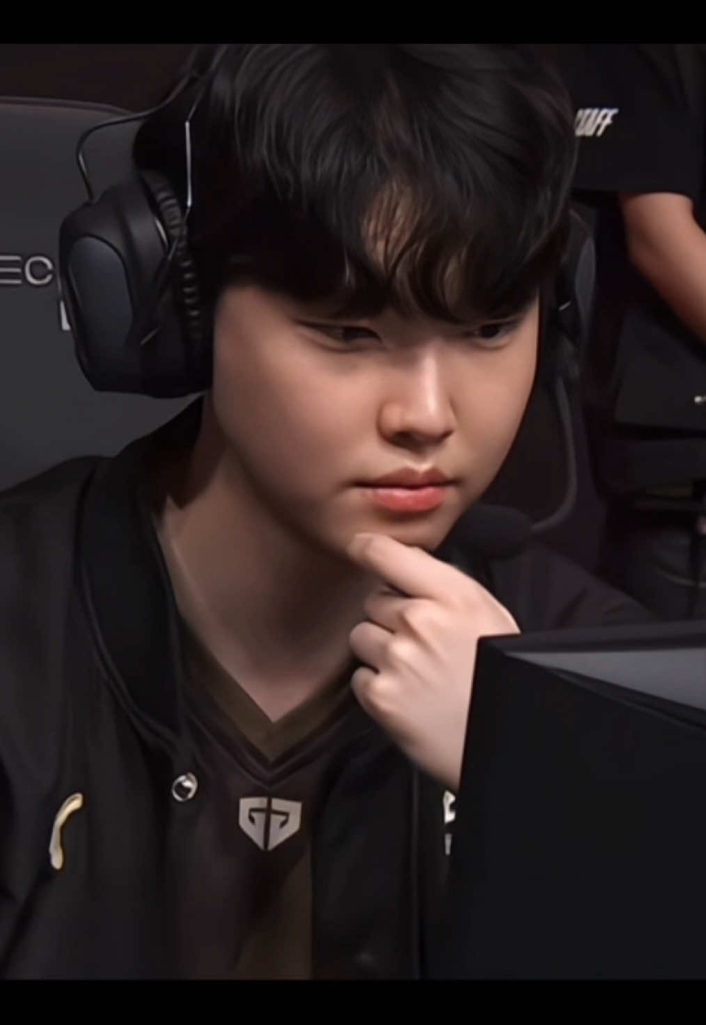 Tôi thích tính cách của Chovy😏rất ưa cái nết mèo cam này😌 Gáy được làm được! Trả thù một lần chưa đủ! Phải trả lại gấp đôi!  #chovy #jeongjihoon #쵸비 