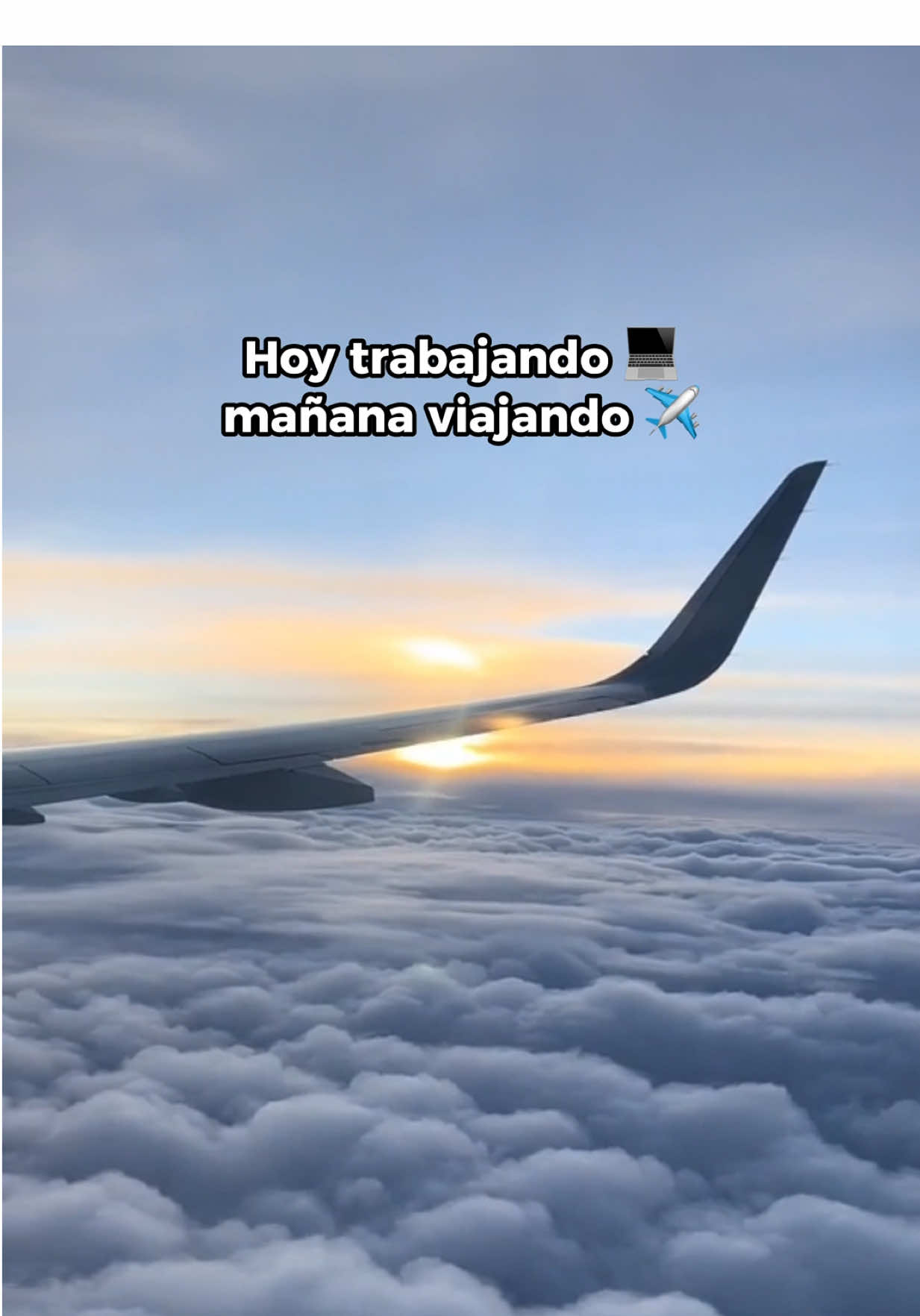 Antes de viajar, revisa siempre MENNT® si o si encontrarás un producto que te facilitará la vida en tu viaje. #MENNT #Chile #Mochilas #viajes #viaje #lifeisamomennt #aeropuerto 