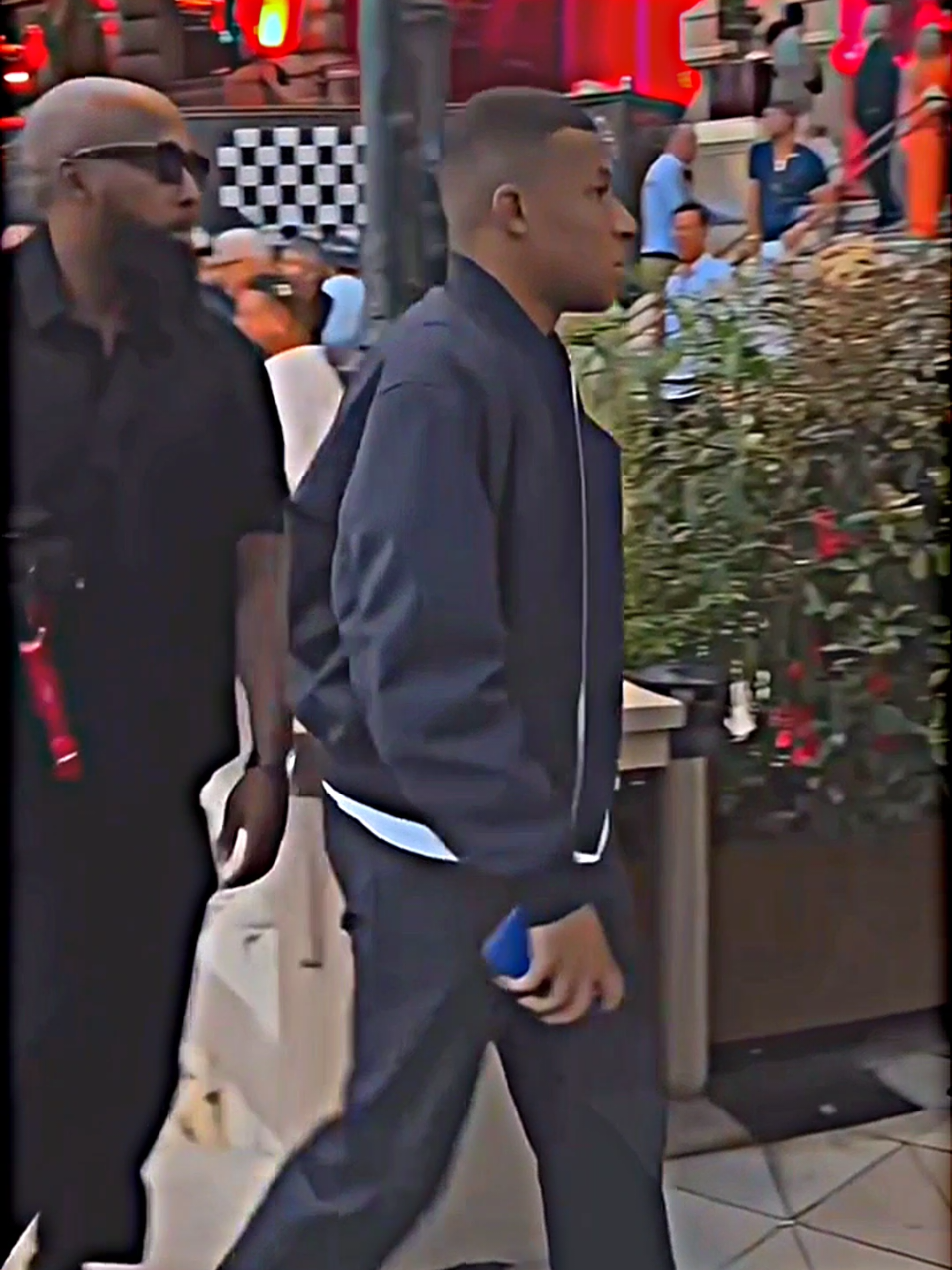 Kylian mbappe oo wadankiisa ku baashalayo🔥😎#halamadrid #realmadridfans #fouryou 