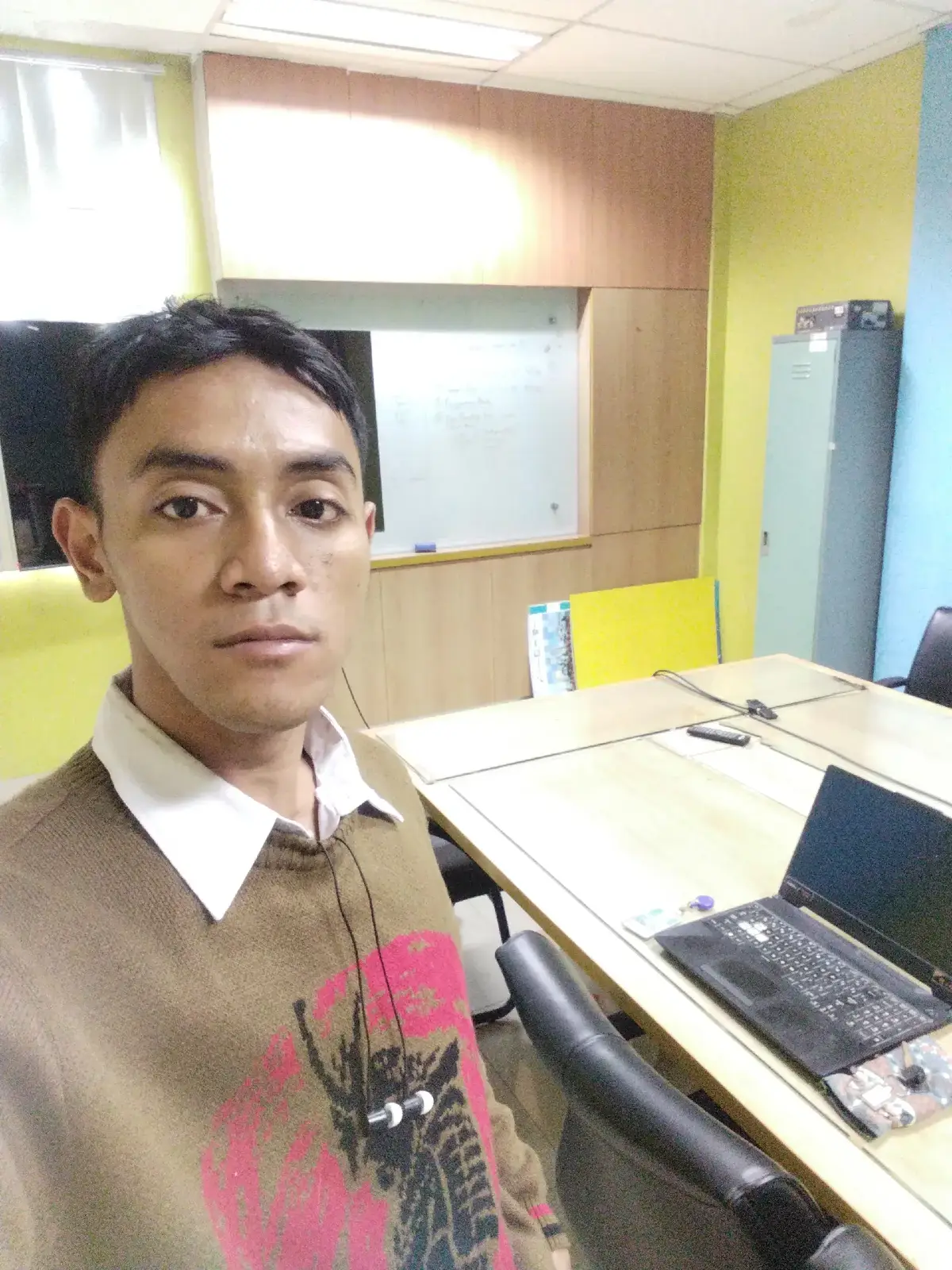 semua harus di jalanin perlahan walaupun ada rintangan yang menghadang 