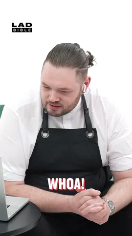 Wouldn't catch me eating that 🤢 Huge thanks to @chefjonoleeds for taking part in this episode of Pros React 🤝 #ladbible #funnyvideos😂 #cooking #chef #fails #omg