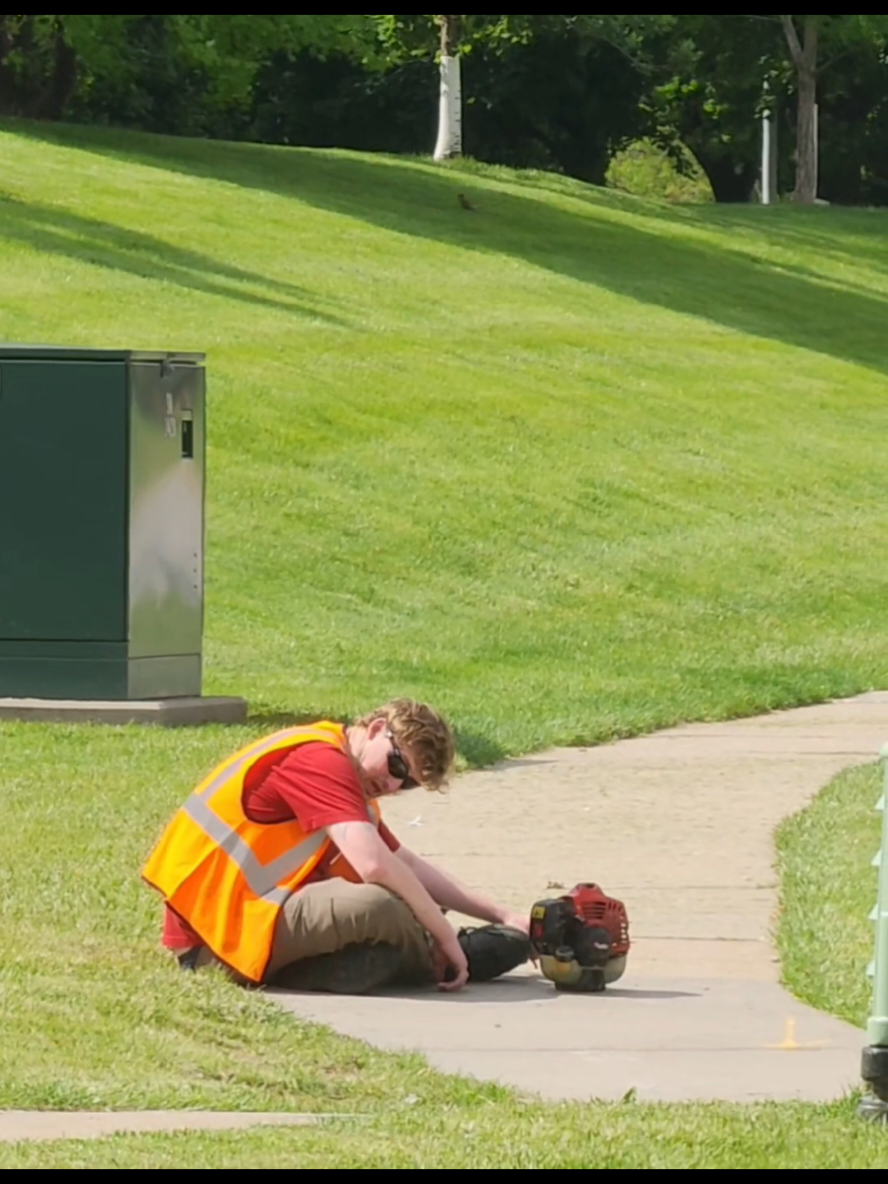 Bro wishes he would have went to college. #triplejomaha #triplejlawncare #iquit #canthang #ihatemyjob #lawntok #lawncare #lazy #theotherguys #fired @Josh Bradley @Jason Barnhart609 @jmayfromda402 