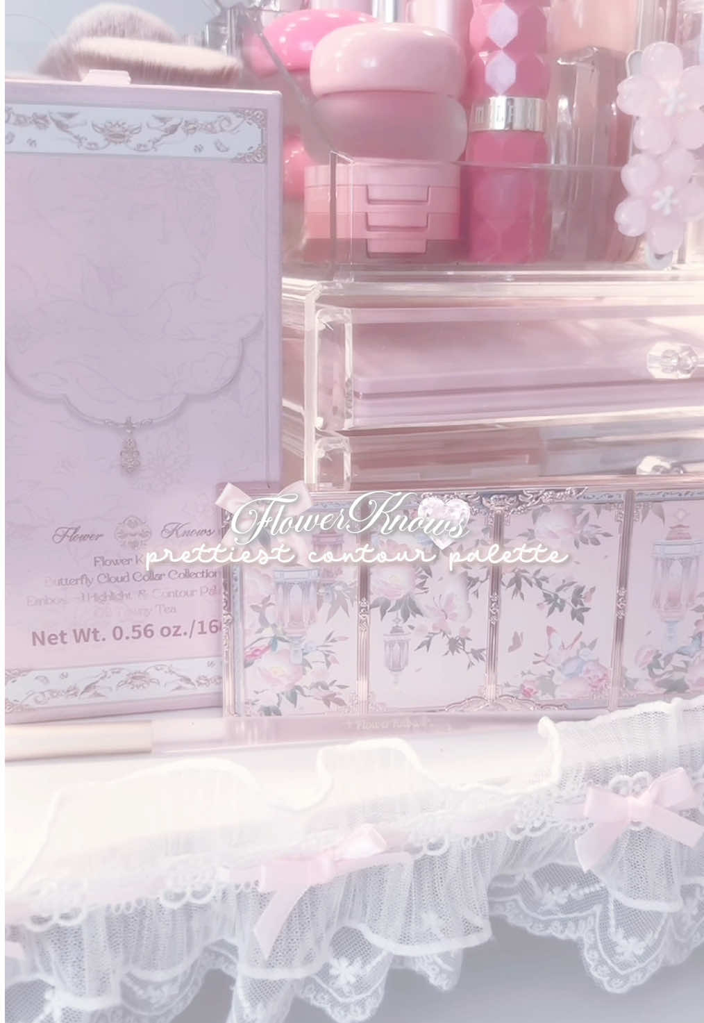 new favorite contour ?! 🐰🤍🌸 i love flowerknows ~ #fyp #flowerknows #makeup #douyin #cbeauty #chinese #chinesemakeup #beautiful #pretty #gorgeous #cute #kawaii #coquette #pink #white #aesthetic #bow #girly #girltok #foryou #parati #contour @Flower Knows Makeup 