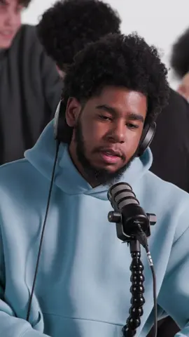 Since the tiny desk contest is done here’s mine 🙂‍↕️ #fyp #viral #blowthisup #tinydesk #tinydeskcontest #indiemusic #rexorangecounty #tylerthecreator #malcolmtodd #xyzbca #ariphillipsmusic #ariphillipss 