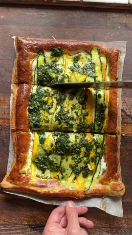 This is a delicious Courgette tart with whipped ricotta, lemon and basil oil. I haven’t been on TikTok for a while but it’s good to be back. This is a great seasonal summer recipe that you can throw together in no time. Light and absolutely delicious these flat tarts are so easy to cook. Enjoy! #Recipe #cooking #baking #Summer #delicious 