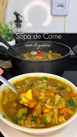 Aqui esfriou e eu já corri fazer uma sopinha 🍲💛.      #sopa #frio #comida #caldo 