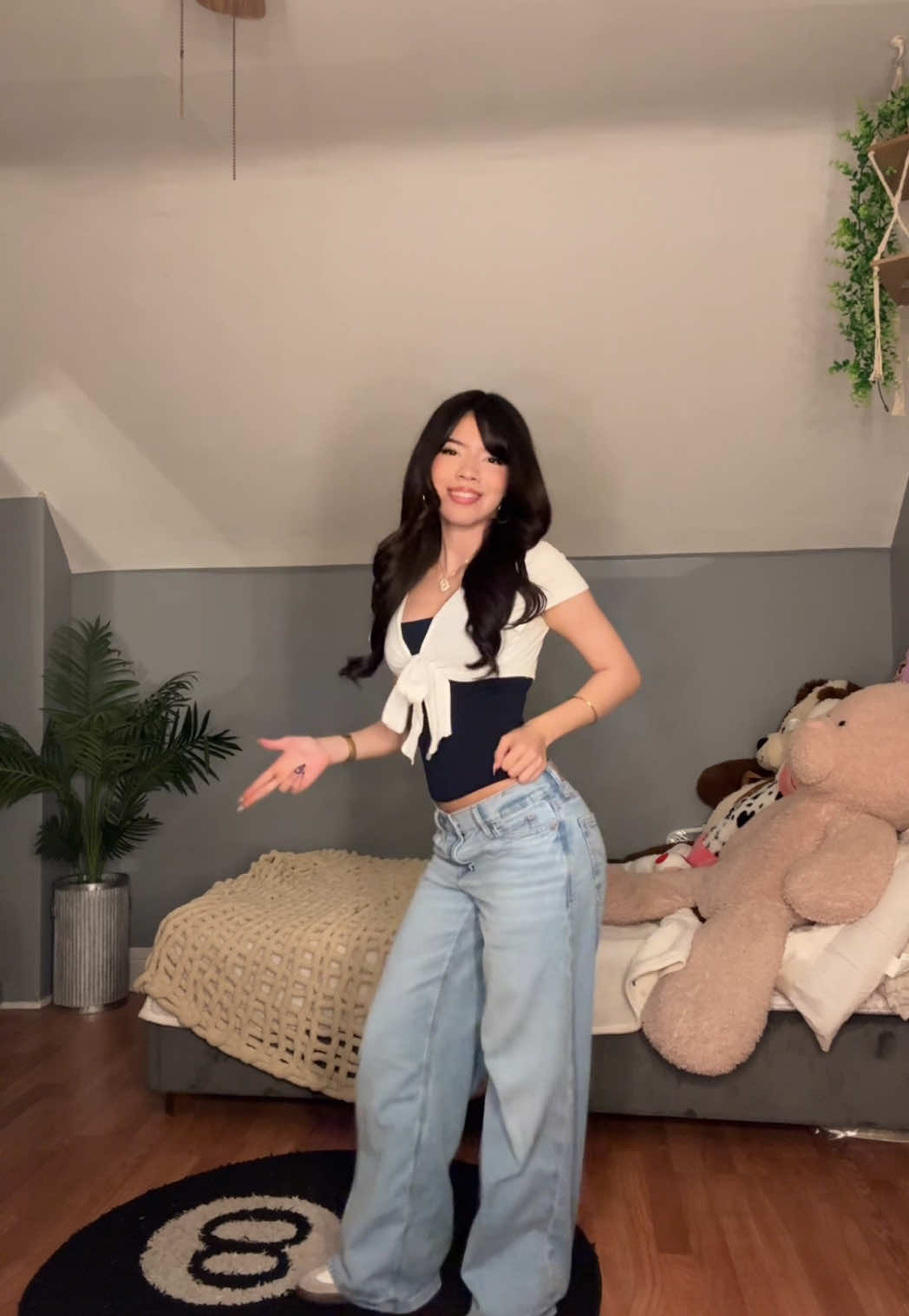 how people expect me to move in every tiktok: