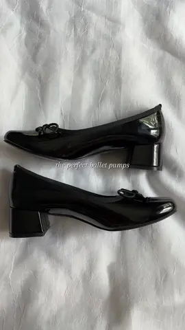 where have these been my whole life   #balletheels #maryjanes #maryjaneshoes #balletpumps #cuteshoes #footwear #fashiontiktok #fashioninspo #tiktokshopfinds #contentcreator #contentcreation #outfitideas #outfitsinspo 