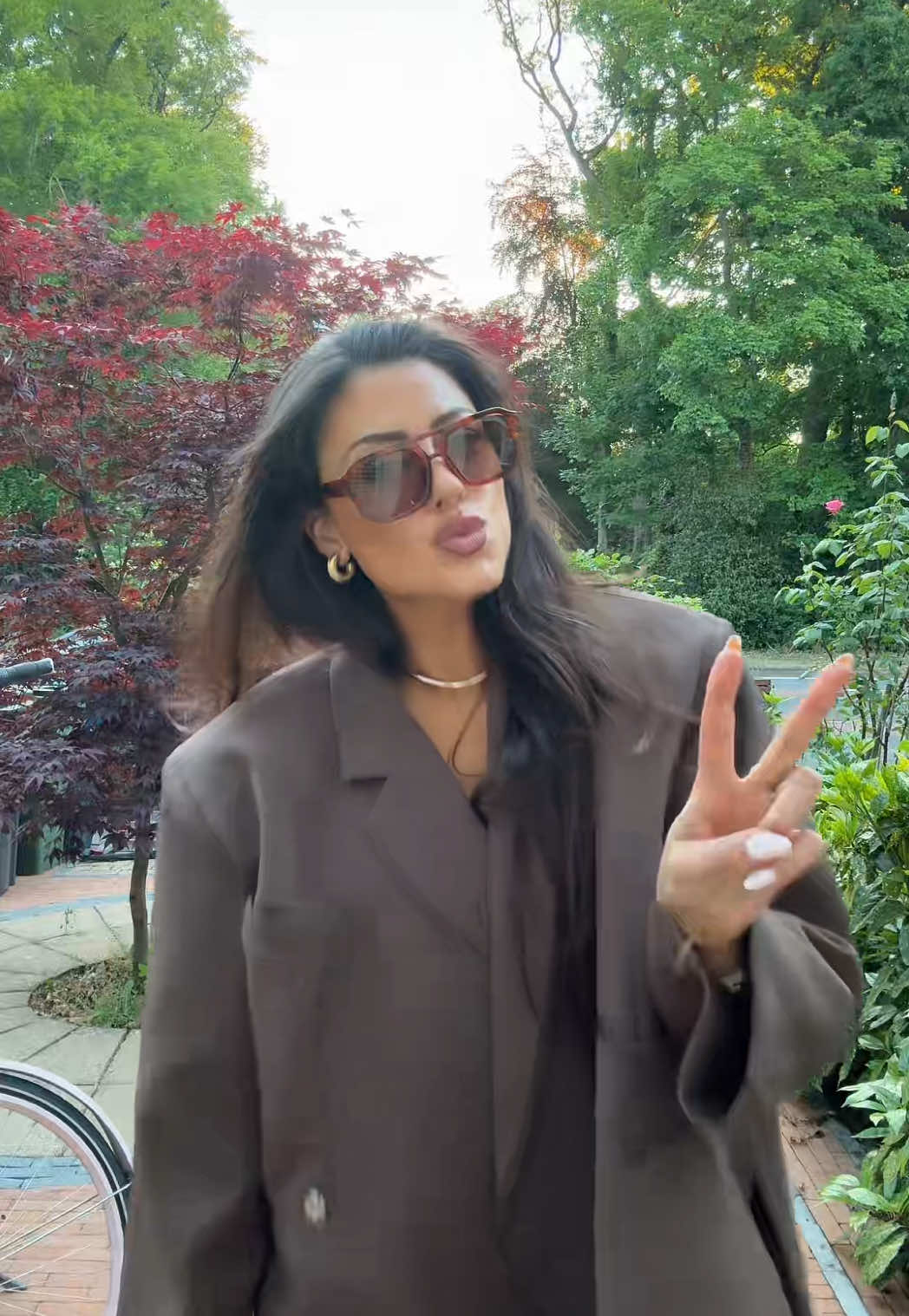 Deze blazer en ik 🤝 @Loevfashion        #outfit #outfitinspo #fyp #blazer #oversized #outfits #foryouu 