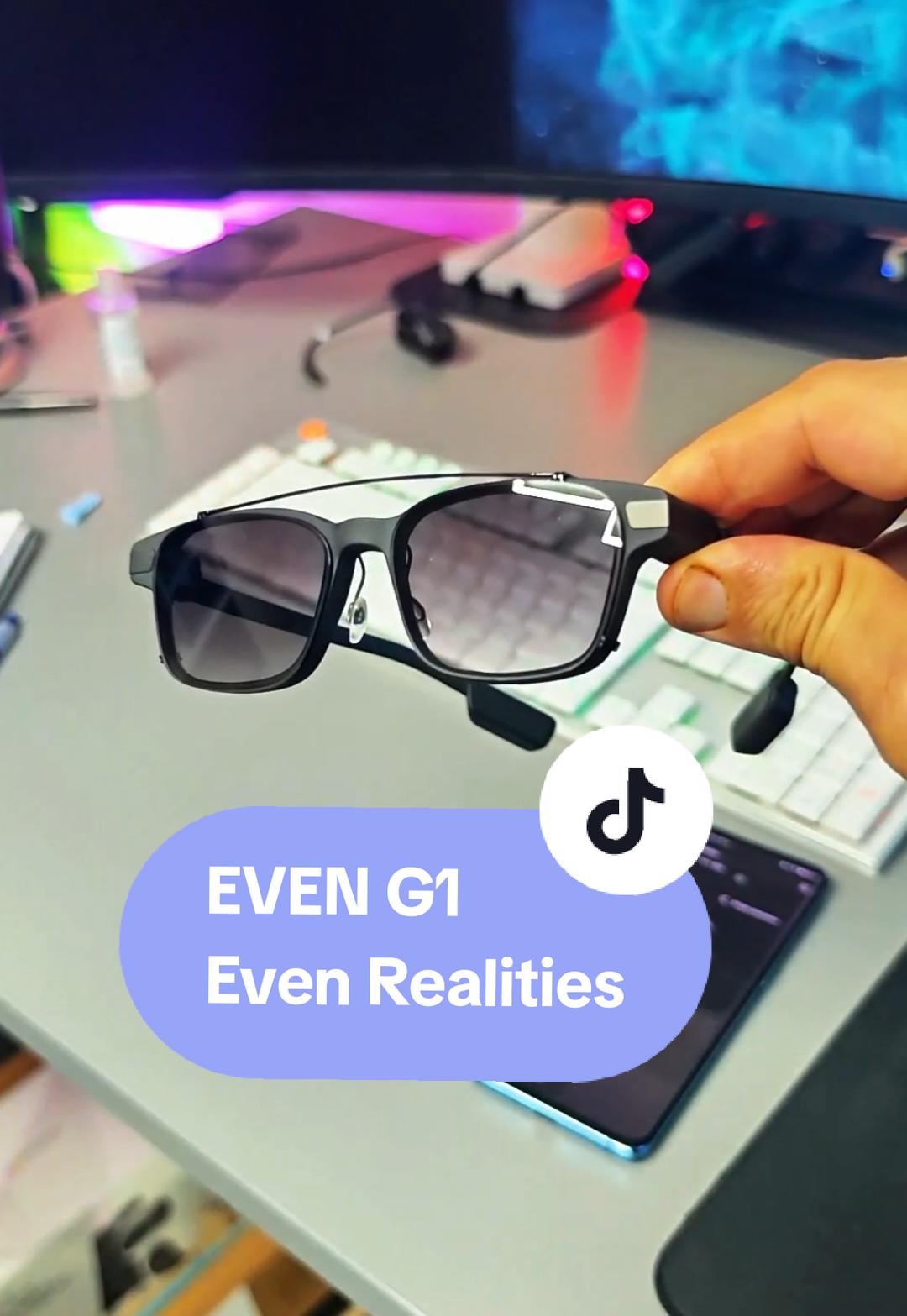 Collaboration commerciale. Ces lunettes sont incroyables!!! C'est un concentré de technologie. C'est les Realities Even G1.   Équipées de l'IA, elles sont en plus confortables et agréables à porter au quotidien.  Collaboration commerciale avec @Even Realities  #hightech #lunettes #lunettesconnectees #evenrealities  #eveng1 