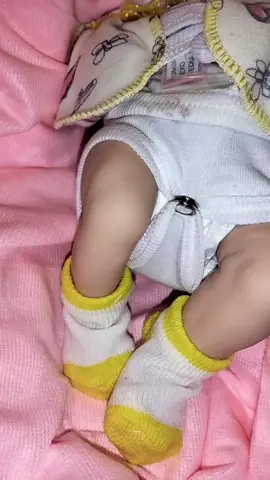 #BebésReborn #newera #nuevamoda #bebésasiáticos #reborns #bebésreciennacidos #muñecas #dolls #nuevatendencia #eshoy #muñecaschallenge #artistasreborn #realistas #hiperealistas #coleccionistas #collectiondoll #poorlittlerichgirl 