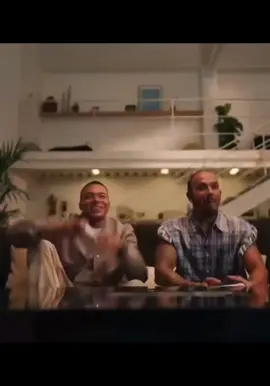 Kylian x Lewis Hamilton playing the game together 😍😂 #mbappe #Kylianmbappe #lewishamilton #fyp #viral #madrid 