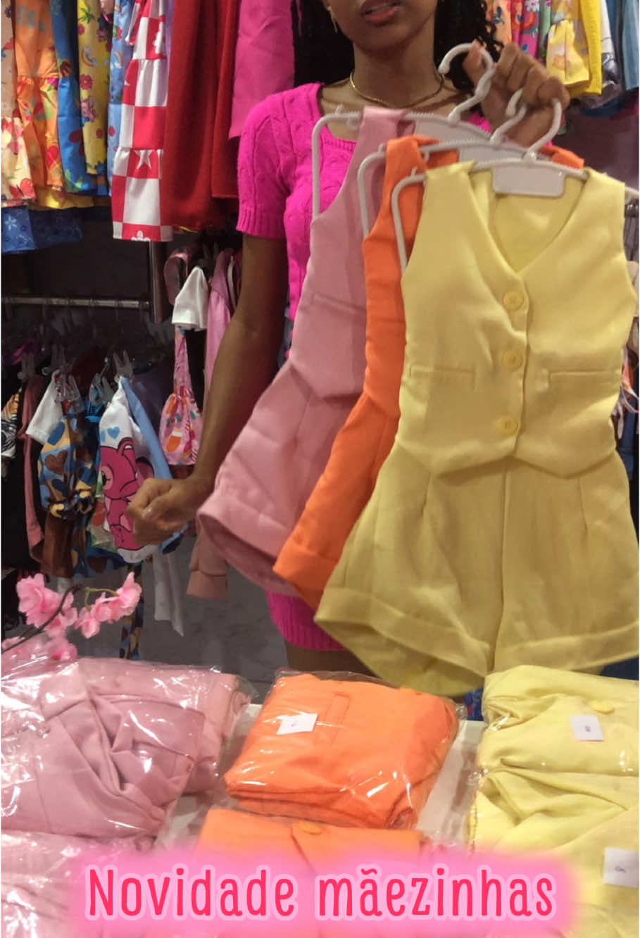 Chegou novidades!!!!🎉🎉🎉 . . Garanta já o da sua princesa 👑🩷 . . #fy #moda #slz #slzmaranhão 