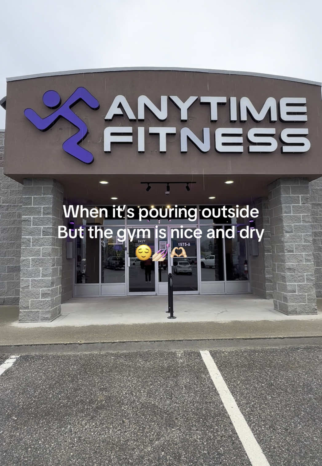 Rain said no walk today… so we go lift 😤🙅‍♀️🌧️  #anytimefitness #anytime #castlegar #britishcolumbia #cygg #wegogym #lift #canada_life🇨🇦 #Fitness #reachyourgoals 