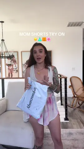 Okay these are a win!!! #abercrombiehaul #abercrombie #abercrombieshorts #momshorts 