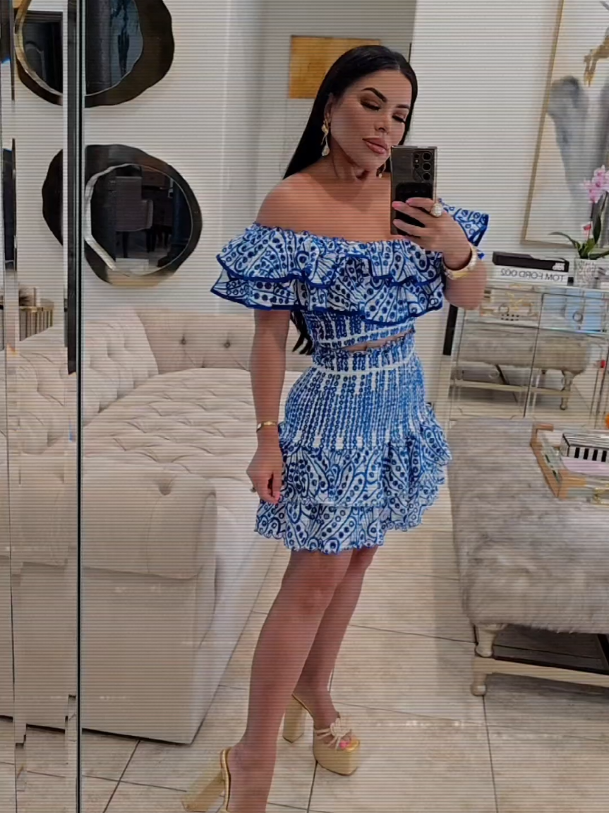 Order online shopdiaryofafashionista.com #onlineboutique #onlineshopping #orderonline #smallbuisness #womenownedbusiness #womenownedbusiness #OOTD #outfitinspo #ootd #shopsmall #summerootd #summervibes 