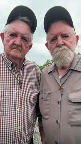 😒Not sure😒 #hanelinetwins @Doug  #goviralgo #twinsoftiktok #veteransoftiktok 