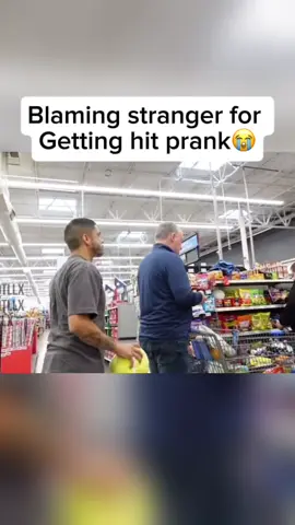 Red wants all the smoke😂 #prank #viral #dirtyandred #fyp