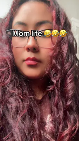 Me vine a reflexionar al baño pero no puedo 🤣🤣🤣🤣#momlife #creatorsearchinsights #fyp #reflexion 