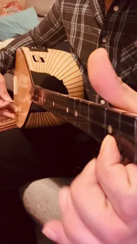 #baglama #saz #turk #kesfetbeniöneçıkart #turkulerimiz #istanbul #nantes #turkiye #kesfet 