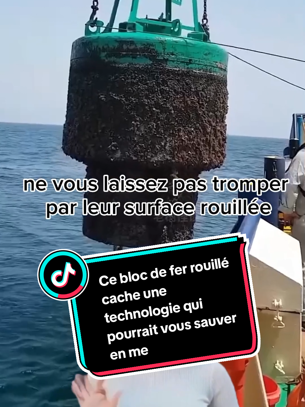 Ce bloc de fer rouillé cache une technologie qui pourrait vous sauver en mer #technology #mer #vie #bloc #info #tik_tok #explore #100k #france 