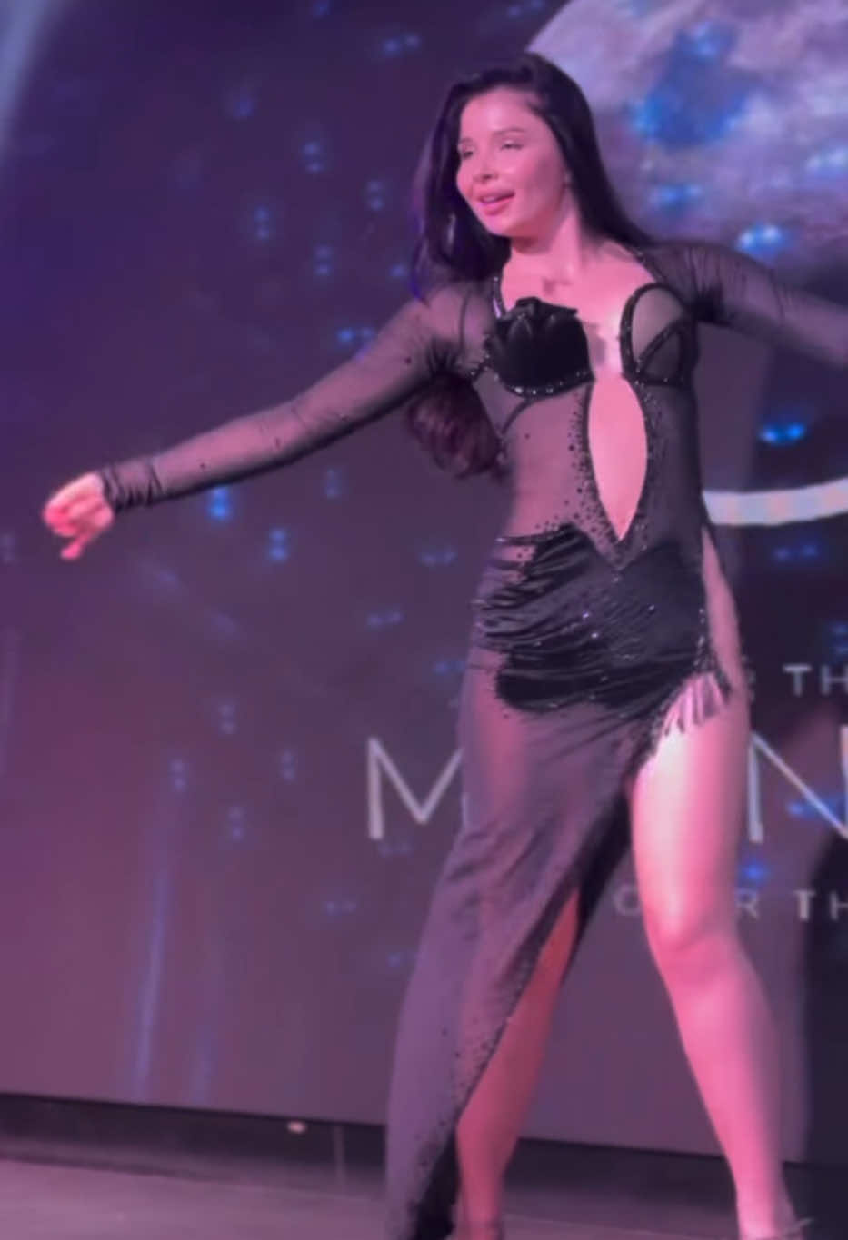 belly dance #dance #dans #olga #bellydance #dansatoare #evenimente #oriental #bellydancedubai #europe #v #viralvideos #bellydancing #fyp #foryoupage #foryoupag 