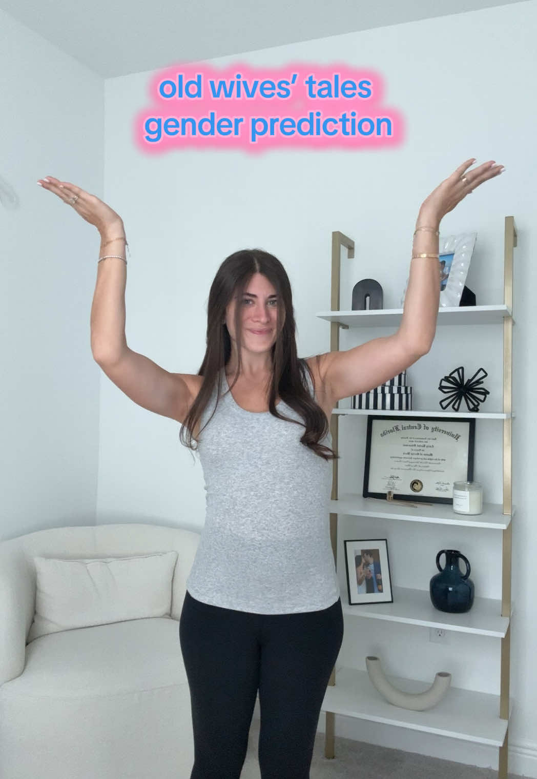 boy or girl?!?!💙💗 #genderprediction #gendersymptoms #genderreveal #oldwivestales #pregnancytiktok #pregnancyjourney #girlmom #boymom 