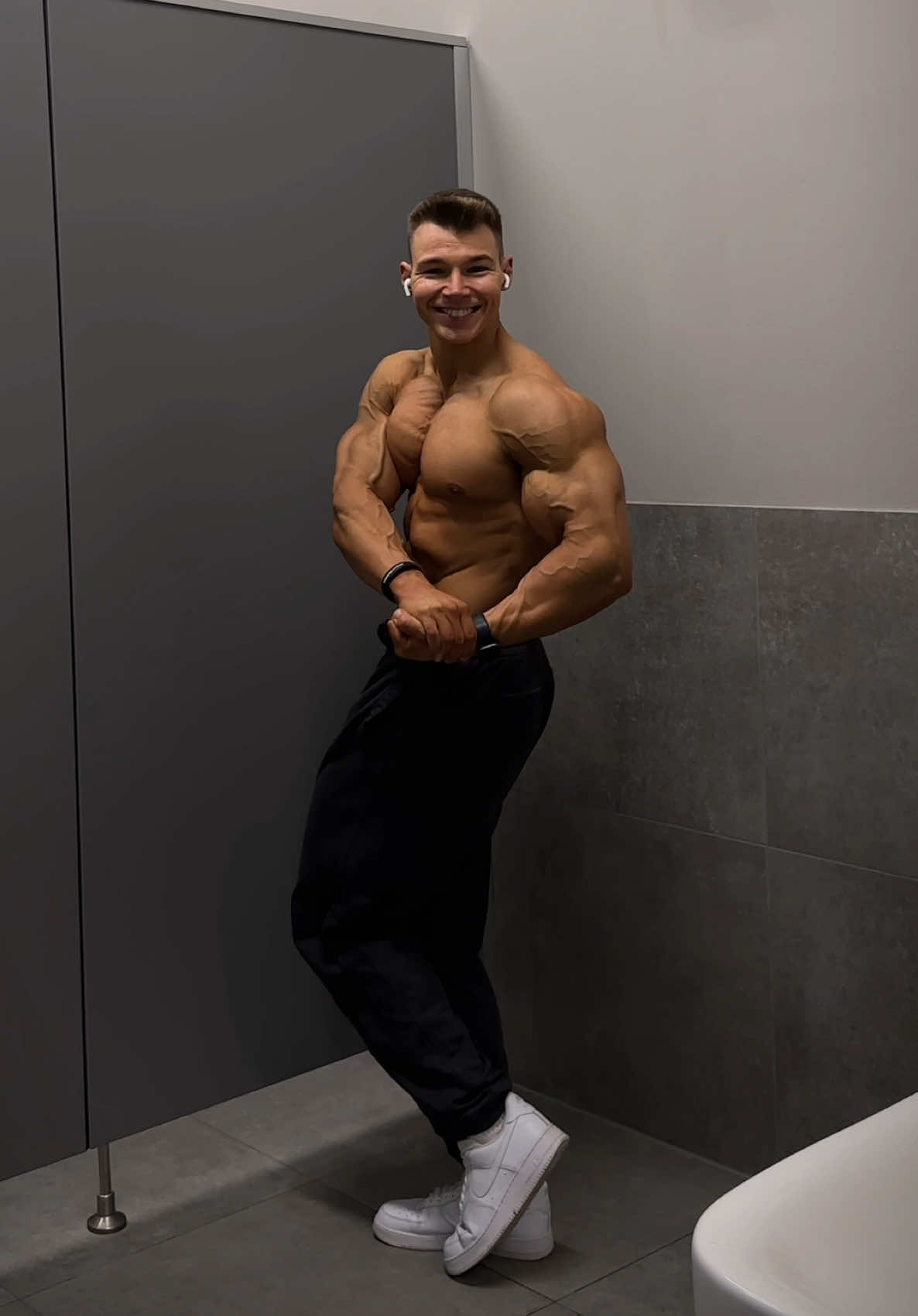 back to peak prep time 😮‍💨 #natural #naturalbodybuilding #bodybuilding #GymTok 