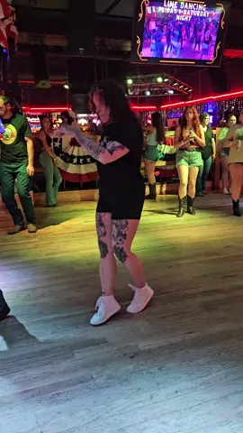 when you know a slightly different version than everyone else😅 #linedancingontiktok #linedancersoftiktok #linedancing #dances #linedances #dance #fypp #dancing #ohiocheck #fypage #fyp #fyp #fypシ #fypシ゚viral #fypシ゚ #dancer #dancers #dancersoftiktok #fuegos #fuegofam 