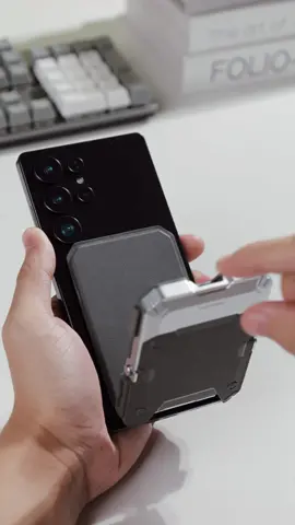Which color(s) would you pick? 👀 #SUPCASE #MagSafe #MagneticWallet #RFID