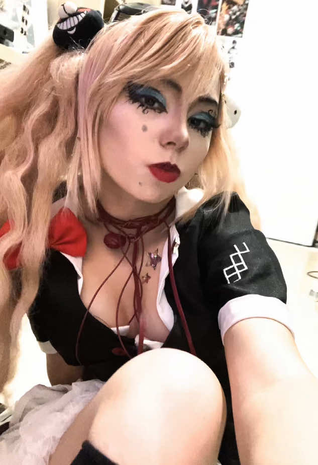 🐻‍❄️🩷🐻#junkoenoshima #junkocosplay #cosplayjunko #enoshimajunkocosplay #cosplayjunkoenoshima #cosplay #junkoenoshimacosplay #danganronpacosplay #cosplaydanganronpa 