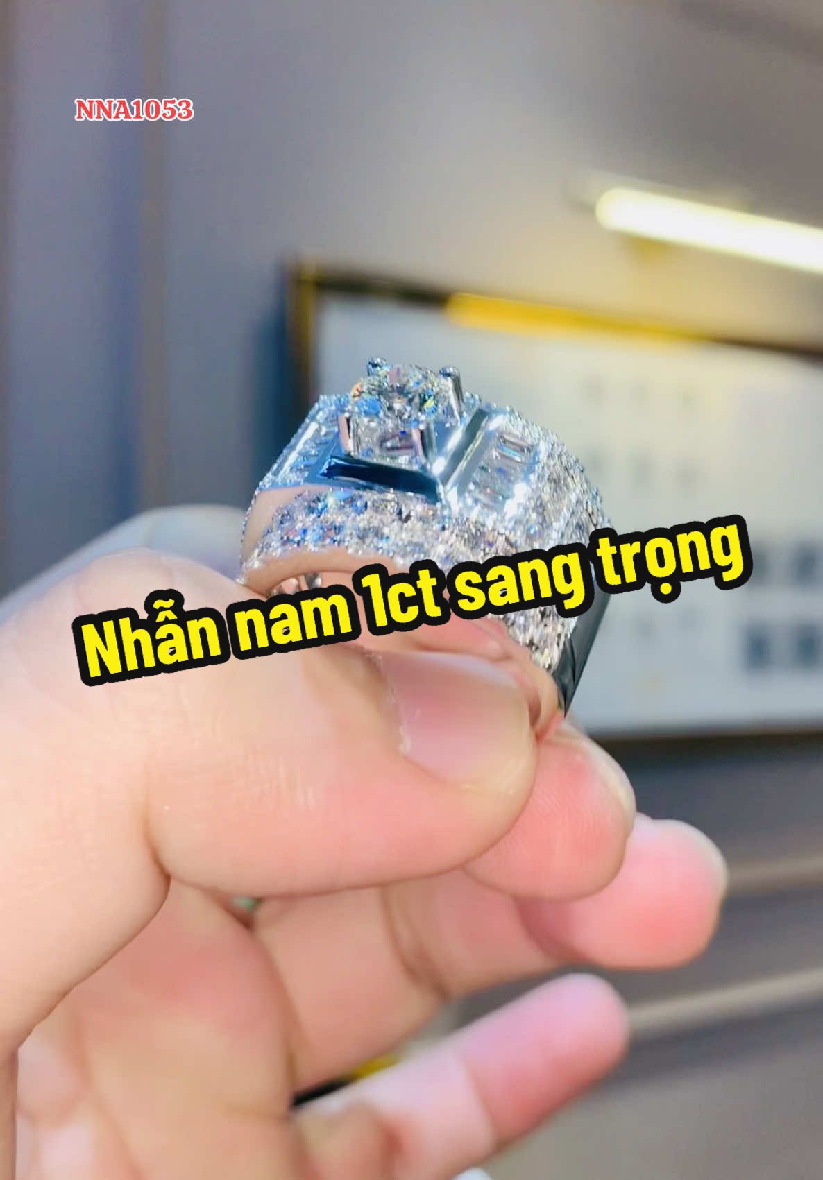 Nhẫn nam vừa ra mắt viên chủ 1ct sang trọng đẳng cấp #TamLuxury #TamLuxurychanel #TamLuxuryvn #TamLuxurydiamondjewelry #CongTyTNHHTamLuxury #xuhuong #fyp #viral 