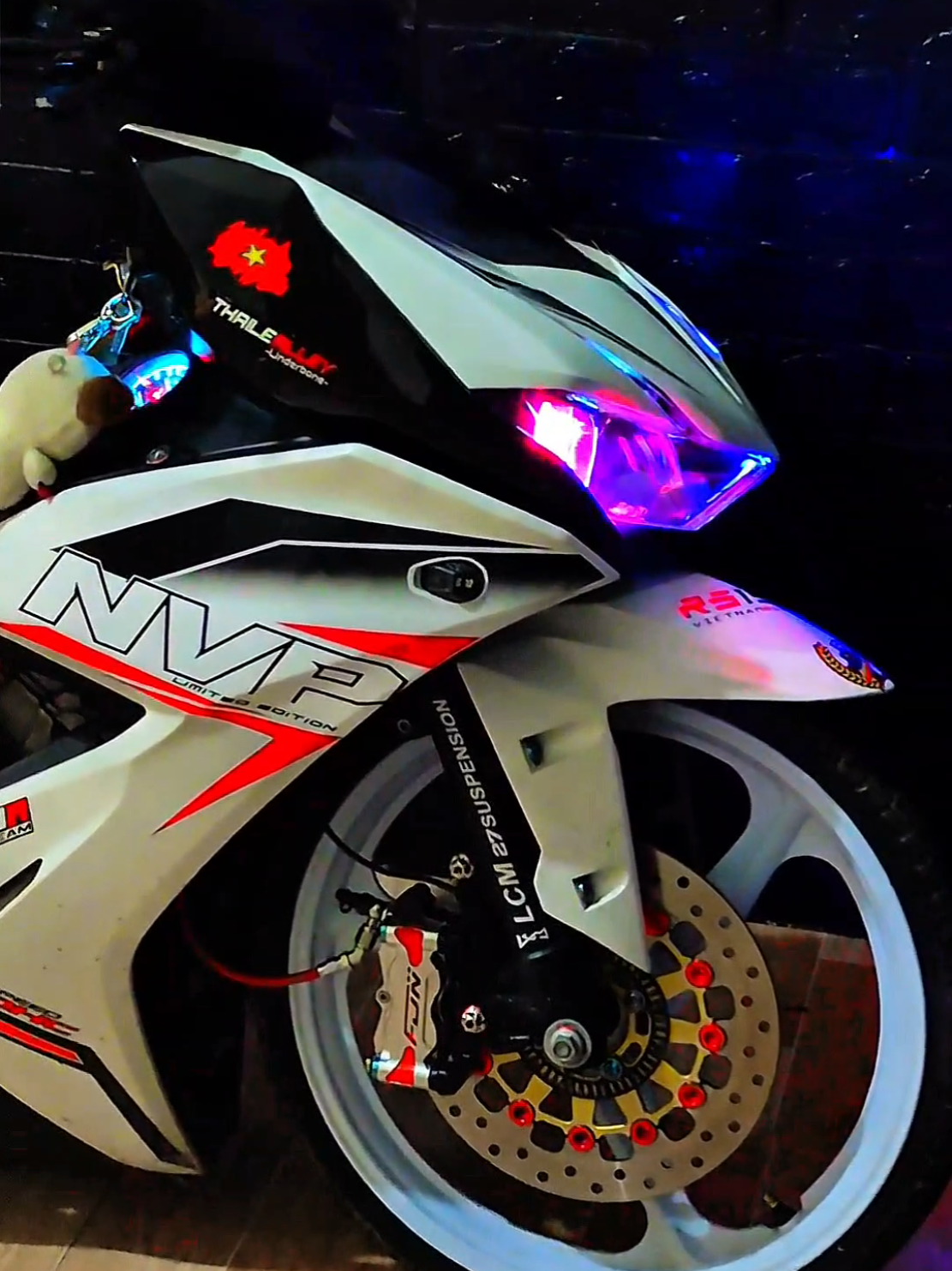 hay là đổi trước 5c sau 3đ nhể 🥴#Winnerx #winnerxmalaysia #rsx150rvietnam🇻🇳official #rsx150🇲🇾🇻🇳 #rsx150malaysia #xuhuongtiktok #winner62zz #winnerxdokieng #n_phuong2001 