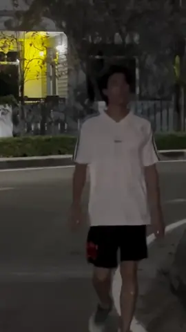 phuphu itu pacarable banget, pantes aja si nara songgong banget pas pelukan ama phuphu 😌🤏🏻 || #phuwintangsakyuen #phuwintang #phuwin #pondphuwin #boyfriendable #boyfriendmaterial #fyp #thai #temanbahagia #thailand 