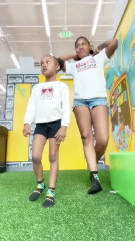 #momanddaughter #fypシ #viraltiktok #viralvideo 