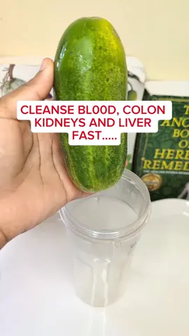 Have you tried cucumber, ginger and lime juice like this before? #guthealth #detox #herbalhealing #naturalremedy #viralhealth 