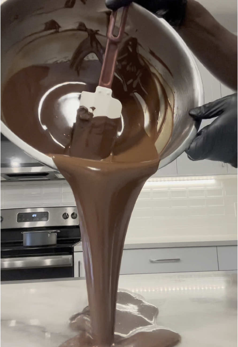 The Chocolate Chocolatier 🍫👨🏿‍🍳#fyp #chocolate #chocolatier #chocolatelover #makingchocolate #candymaking #chef #food #darkchocolate #chocolateart #sweets #bonbons #viralchocolate 