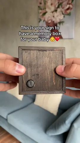 It’s beautiful 😭💘👶 #photos #memories  #children #baby #mother 