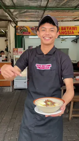 YUKK MAMPIR COBAIN SOTO BETAWI KITE 😎 #SotoBetawi #SotobetawiPinangsia #KulinerBetawi #WarungMakanBetawi #KulinerNusantara #KulinerJakarta #CitaRasaBetawi #KulinerIndonesia #makanannusantara #ketoprak #soto #kuliner #makanan #makanenak #makansiang #sotobetawi #asinansayur #sotobetawi #ketoprak #jusjeruk #trend #kulinerviral #viral #recommend #recommendation #jktfood #jktfoodie #jktfooddestinations