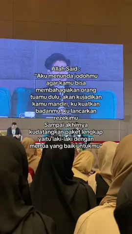 Terkadang Allah menunda apa yang kamu inginkan, Padahal Allah sedang mempersiapkan nikmatnya itu secara sempurna dan diberikan pada waktu yang tepat🤍 #justreminder #reminderislamic #kajianislami #kajian #fyp #fypシ゚ 