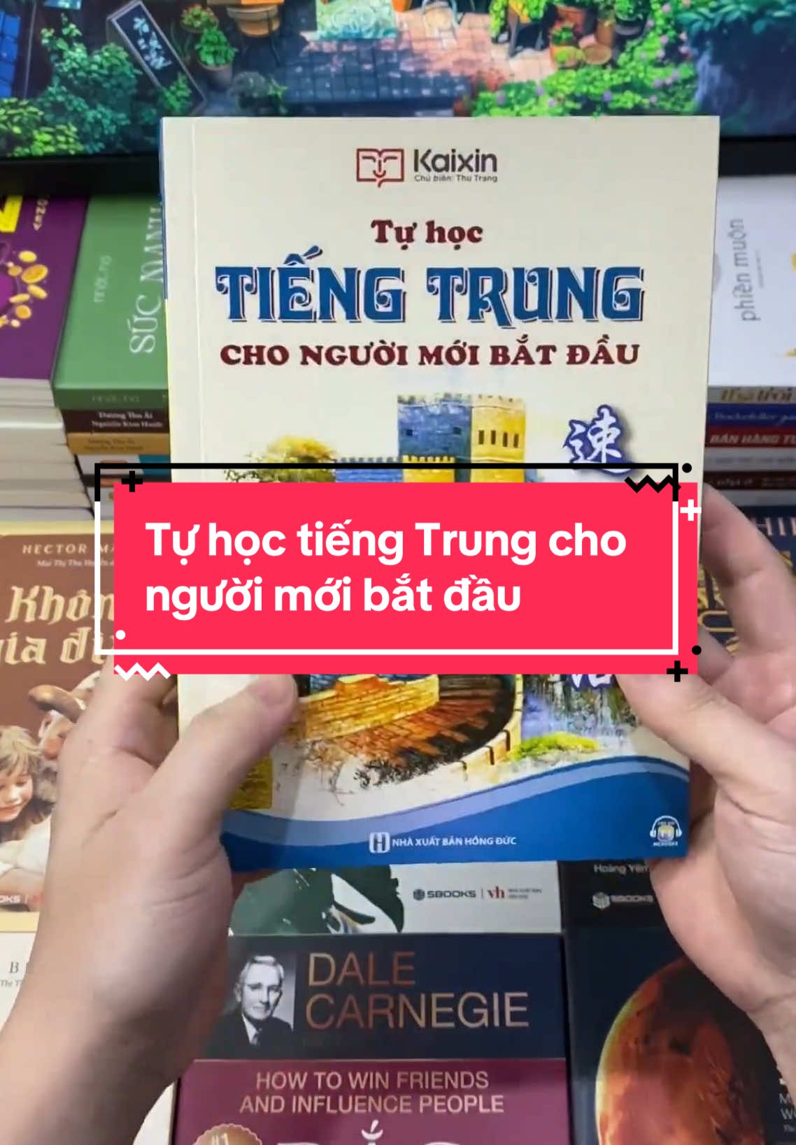 “Học tiếng Trung 3 tháng không tới đâu – vì bạn đang học sai cách!” Học cả đống video nhưng không nhớ nổi một câu. Bị rối giữa Pinyin – ngữ pháp – viết chữ. Cuốn sách 