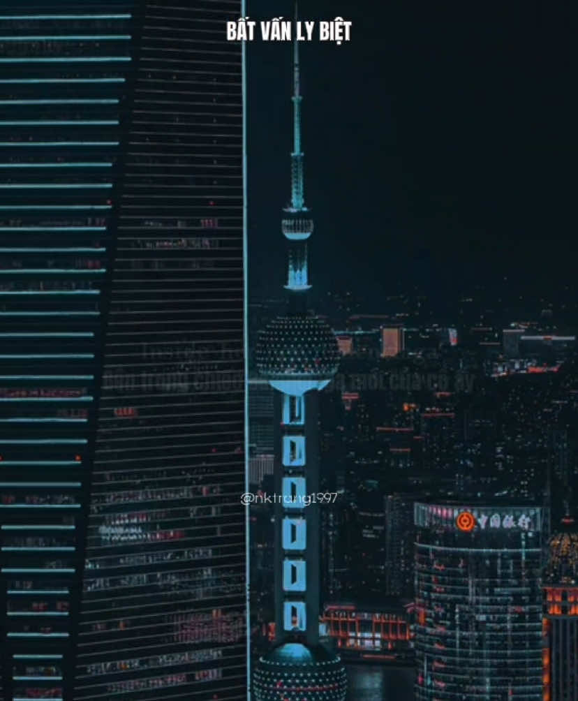 Inside her new Balenciaga, 故里纷飞的柳絮  🎧♩Chớ Hỏi Biệt Ly | 不问ciaga (不问别离) • 指尖笑♩ #batvanlybiet #不问别离 #shanghai #上海  #musicstationdouyin💫 #nhactrungquoc #lyrics #vietsub #pinyin #douyin #tamtrang #xuhuong #fypシ #viralvideo #viral 