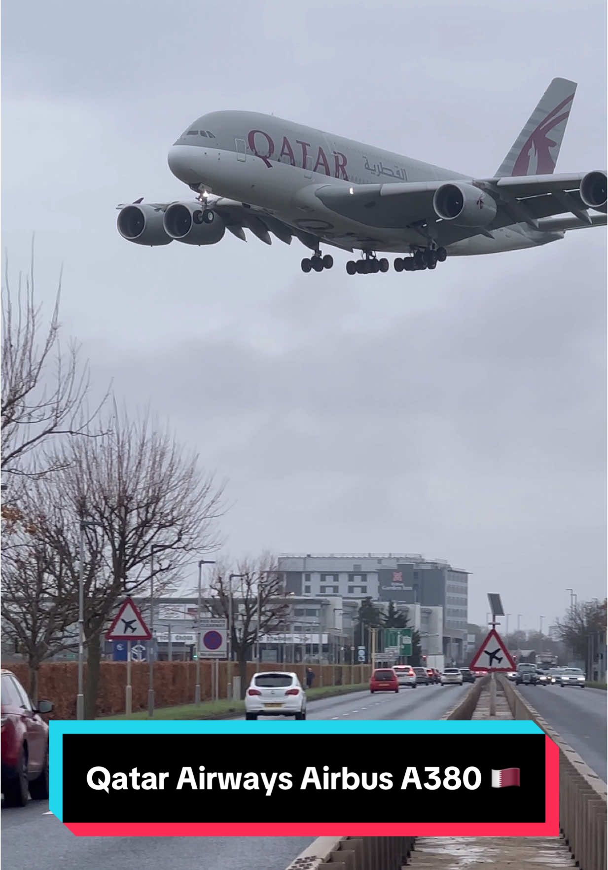 Unbelievable landing right next to the road! 😮✈️ #qatarairways #airbus #airbusa380 #aviation #airplane #planespotting #landing #airport 