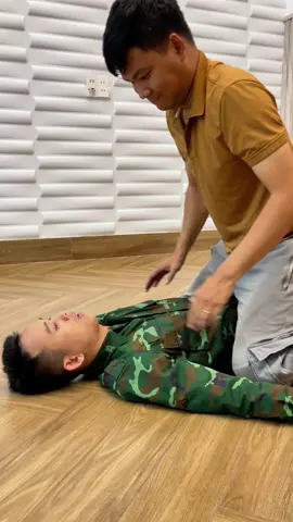 370 self defense #tuvenu_ #learnontiktok #thaoselfdefense #tuve #vothuat #kungfu #martialarts #shorts #defense #kravmaga #army