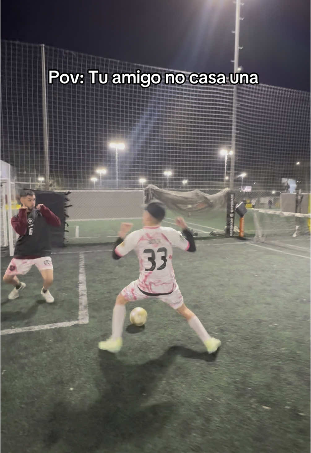 Etiqueta a tu amigo que no casa una #benca #humor  