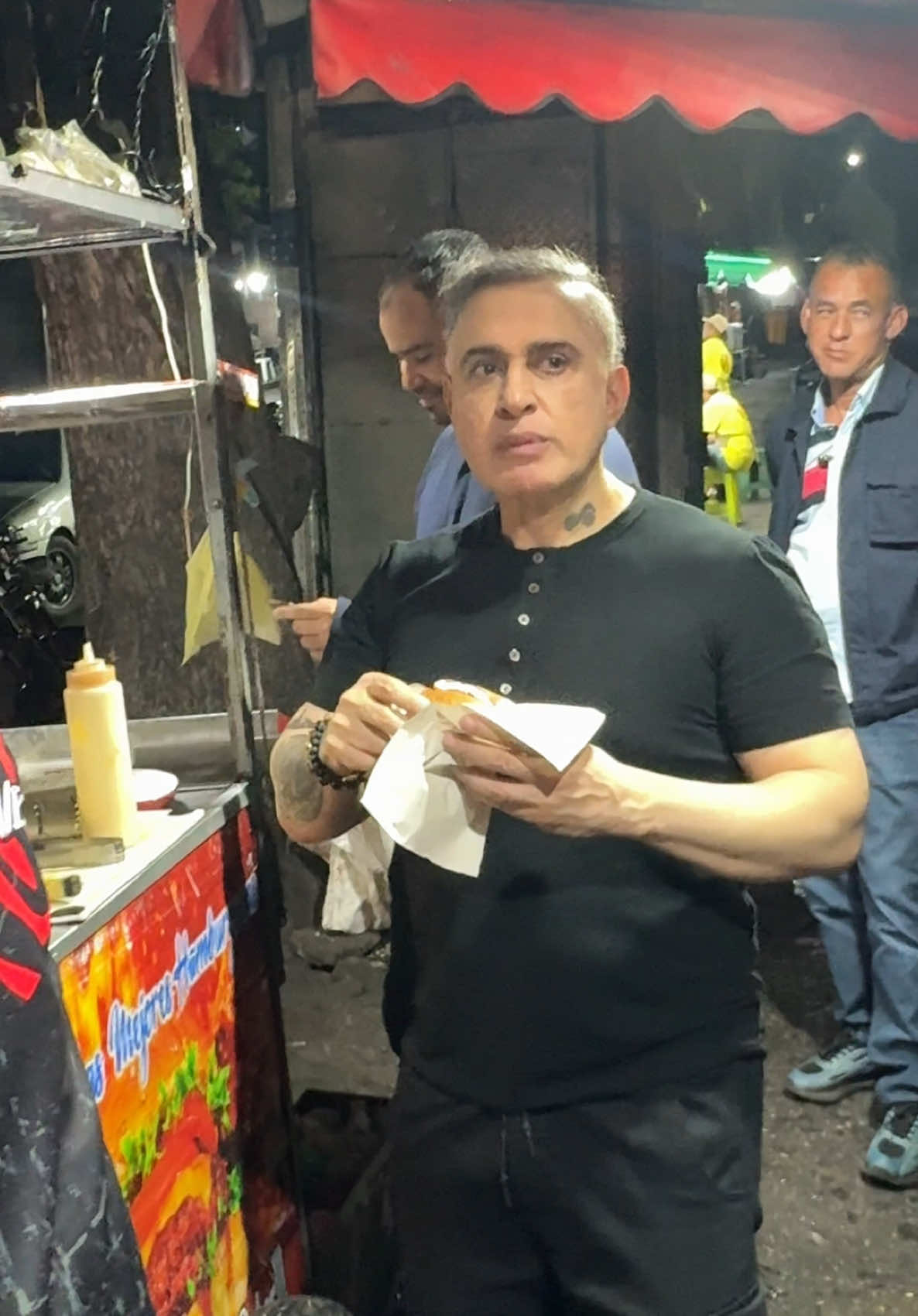 Unos perritos de Plaza Venezuela 🌭