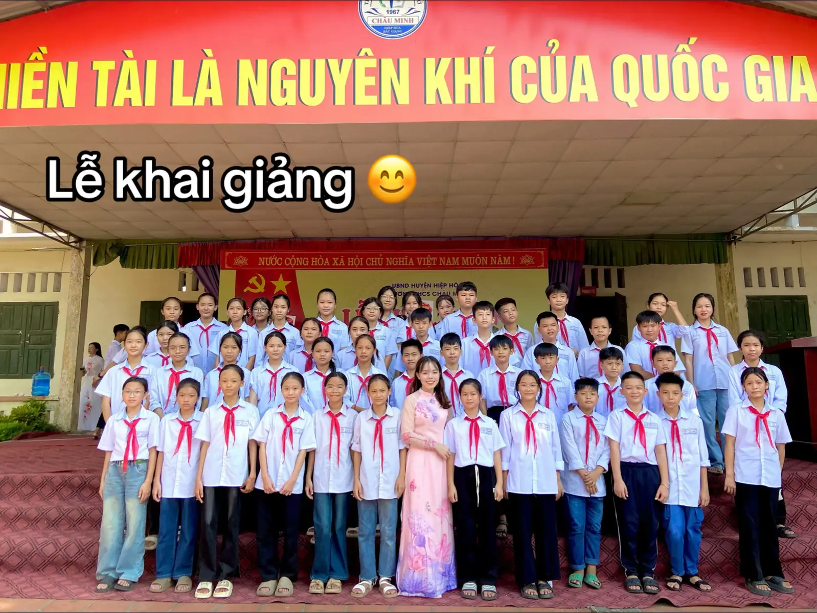 Các ngoan, xinh, yêu của cô 🥰. Kết thúc năm học thứ 2 rồi nè. Chúc mừng các ngoại lệ 🫶🫶🫶 #cogiaocap✌️ #ngoaile7A2 