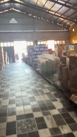 Jumat berkah #warungsembako #grosirsembako #minyakitatasik #pasarcikurubuk #grosirantasikmalaya #pasartasik #sembakotasik #tokopribumitasikraya 